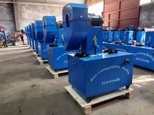 ইলেকট্রিক 1/4 ইঞ্চি-2 ইঞ্চি আকার 850 * 600 * 1200mm হয় 2850 RPM কাটা মোটর সঙ্গে উত্পাদন রাবার পায়ের পাতার মোজাবিশেষ কাটা মেশিন