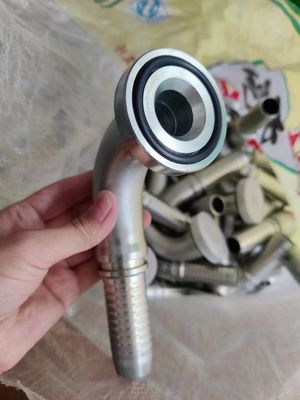 ভালো দাম স্টেইনলেস স্টীল কাস্টমাইজড ফ্ল্যাঞ্জ ফোর্কলিফ্ট পুনরায় ব্যবহারযোগ্য হাইড্রোলিক পায়ের পাতার মোজাবিশেষ ফিটিং মহিলা পুরুষ হাইড্রোলিক পায়ের পাতার মোজাবিশেষ ফিটিং অনলাইন