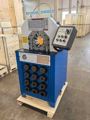 ভালো দাম 3 Inch Hydraulic Hose Crimping Machine with 15 Dies Button Control System and Fast Change Moulds অনলাইন