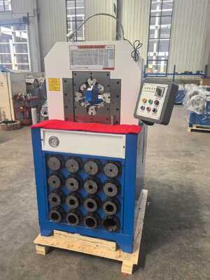 ভালো দাম 1250KG Heavy Duty Hose Crimping Machine with 755*1045*1630MM Dimension and 1 Year Warranty অনলাইন