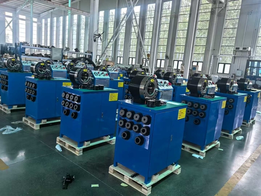 ভালো দাম 600T হাইড্রোলিক রাবার পায়ের পাতার মোজাবিশেষ ক্রাইম্পিং মেশিন ৬-৫১মিমি ২২০V-৪১৫V অনলাইন