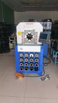 ভালো দাম 3 ইঞ্চি 15 ডাইস হাইড্রোলিক পায়ের পাতার মোজাবিশেষ জন্য 2800KN Crimping ফোর্স সঙ্গে হাই চাপ অ্যাপ্লিকেশন জন্য Crimping মেশিন অনলাইন