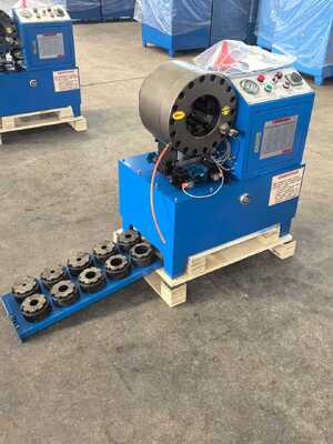 2.5L/5L/10L আউটপুট ভলিউম এবং 220v/240v/380v/415v ভোল্টেজ অপশন সহ মোবাইল হাইড্রোলিক নল ক্রিম্পিং মেশিন