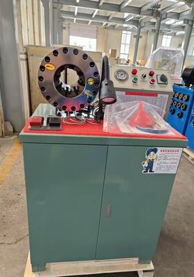 ভালো দাম 2 ইঞ্চি 3kw মোটর 600T রাবার পায়ের পাতার মোজাবিশেষ ক্রিমিং মেশিন উচ্চ মডেল সবুজ রঙ 220V/240V/380V/415V ভোল্টেজ বোতাম নিয়ন্ত্রণ সিস্টেম 6-51mm রেঞ্জ এবং 10 বিনিময়যোগ্য ডাইস অনলাইন